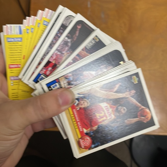 Michael Jordan Tin Basketball Playing Card Set - Picture 4 of 7